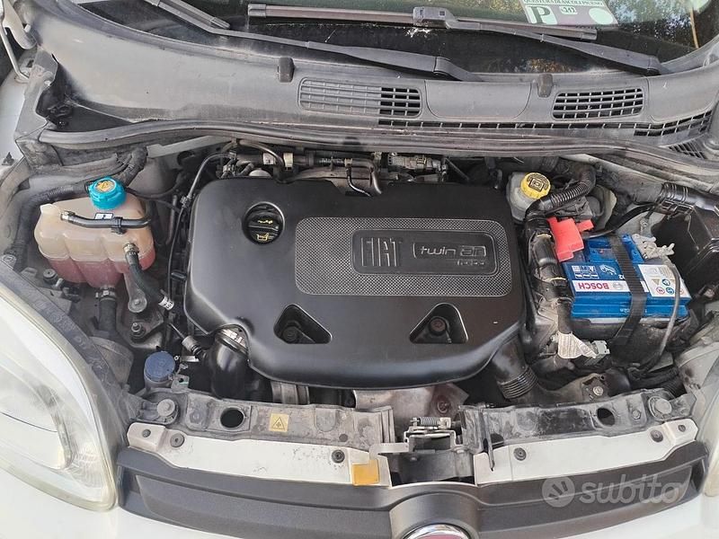 Usata Fiat Panda 85 CV (62 kW) 2015 Utilitaria