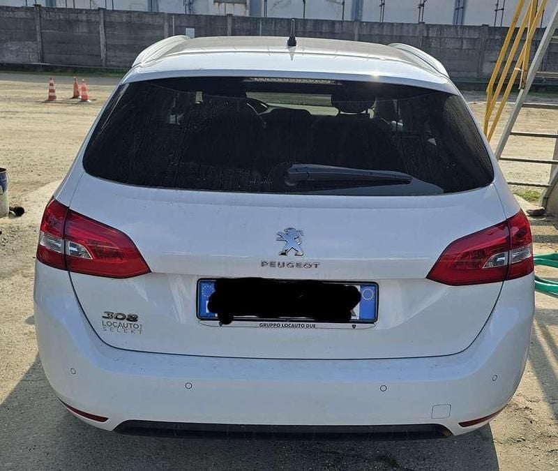 Usata Peugeot 308 SW Allure 131 CV (96 kW) 2021 Station wagon