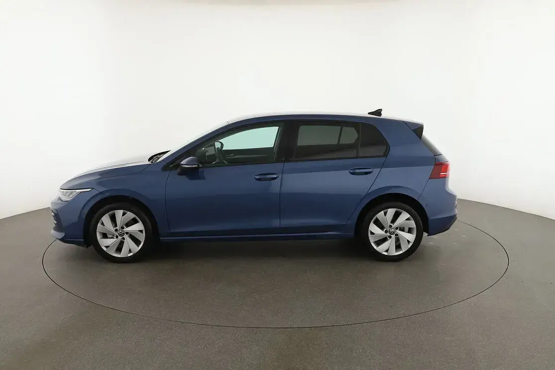 Usata VW Golf VIII Edition 116 CV (85 kW) 2025 Blu Berlina