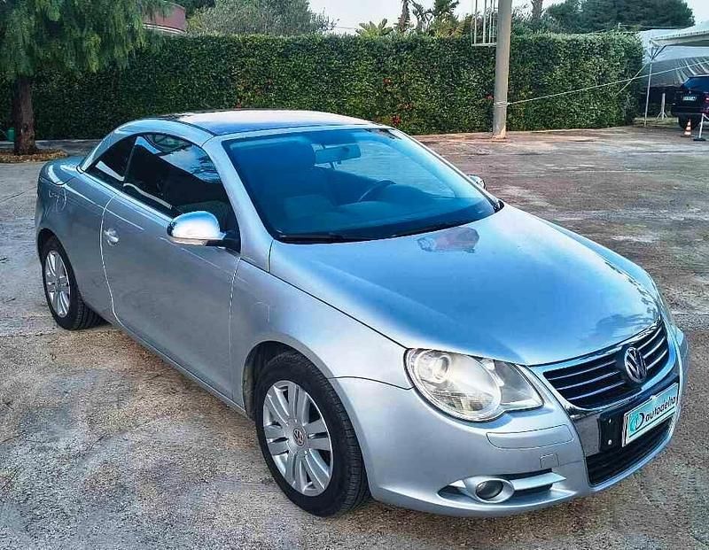 Begagnad VW Eos 140 HK (102 kW) 2008 Silver Cab