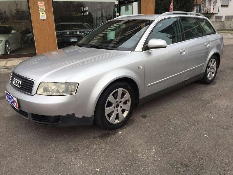 Argento Usata 2004 Audi A4 Ambiente Station wagon | 1200 € (Super prezzo) - Immagine 1/4