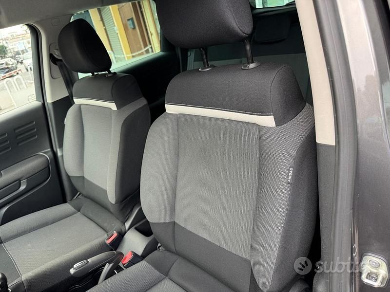 Usata Citroën C3 Aircross Feel 110 CV (80 kW) 2022 Grigio SUV