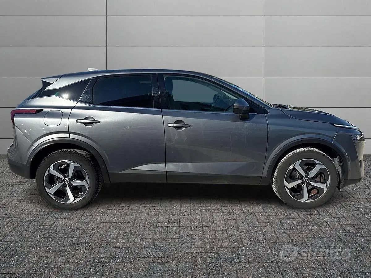 Usata Nissan Qashqai N-Connecta 158 CV (116 kW) 2023 Grigio SUV