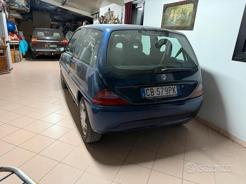 Usata Lancia Ypsilon 2000 Utilitaria