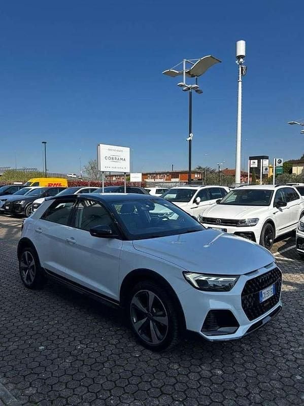Usata Audi A1 Ambiente 150 CV (110 kW) 2024 Bianco SUV