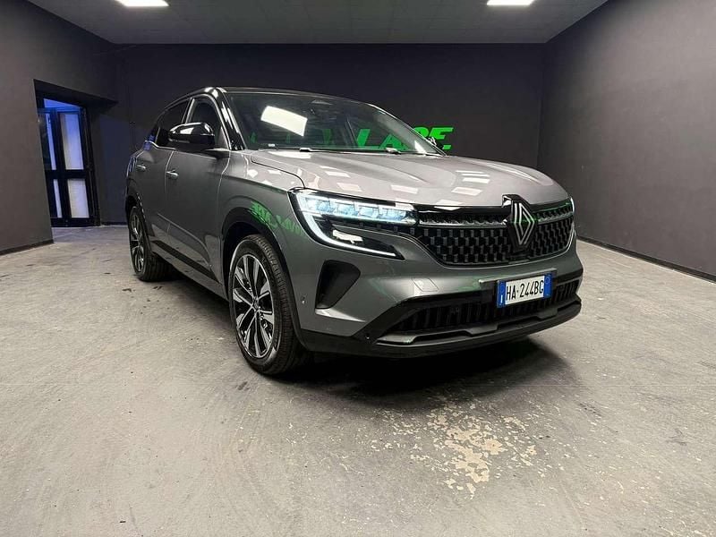 Usata Renault Austral Techno 131 CV (96 kW) 2025 Argento SUV