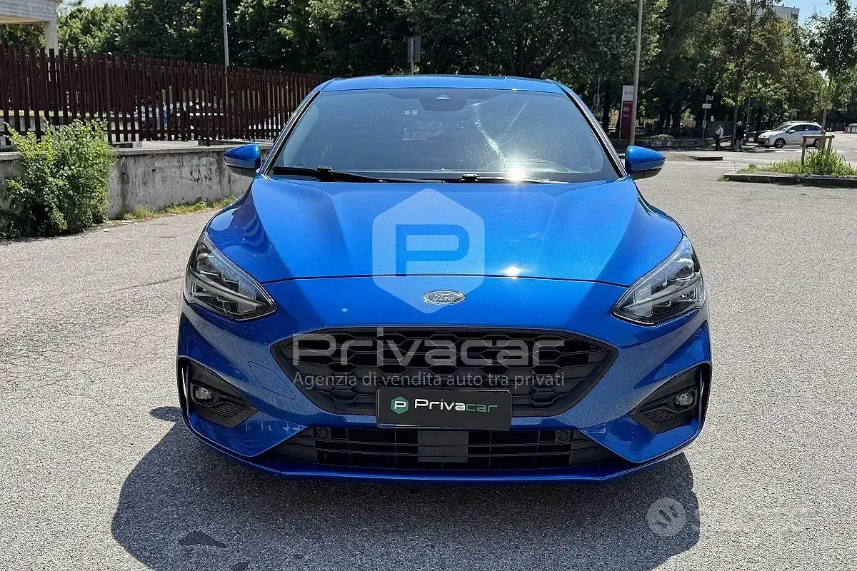 Usata Ford Focus ST 120 CV (88 kW) 2019 Blu Station wagon