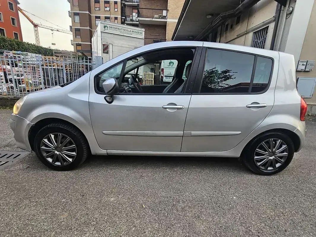 Usata Renault Grand Modus Dynamique 111 CV (81 kW) 2011 Monovolume