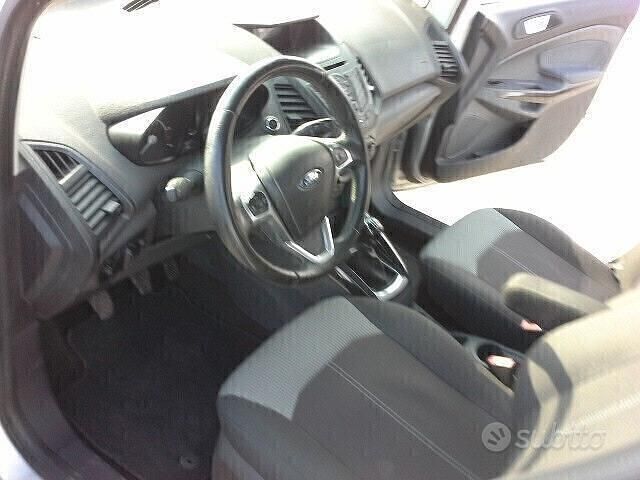 Usata Ford Ecosport Titanium 90 CV (66 kW) 2015 Grigio SUV