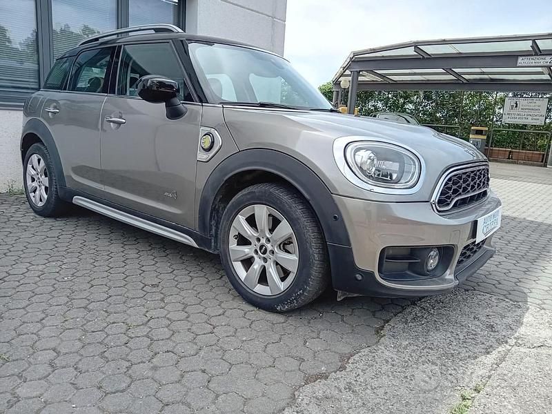 Usata Mini Cooper Countryman Business 135 CV (99 kW) 2021 Grigio SUV
