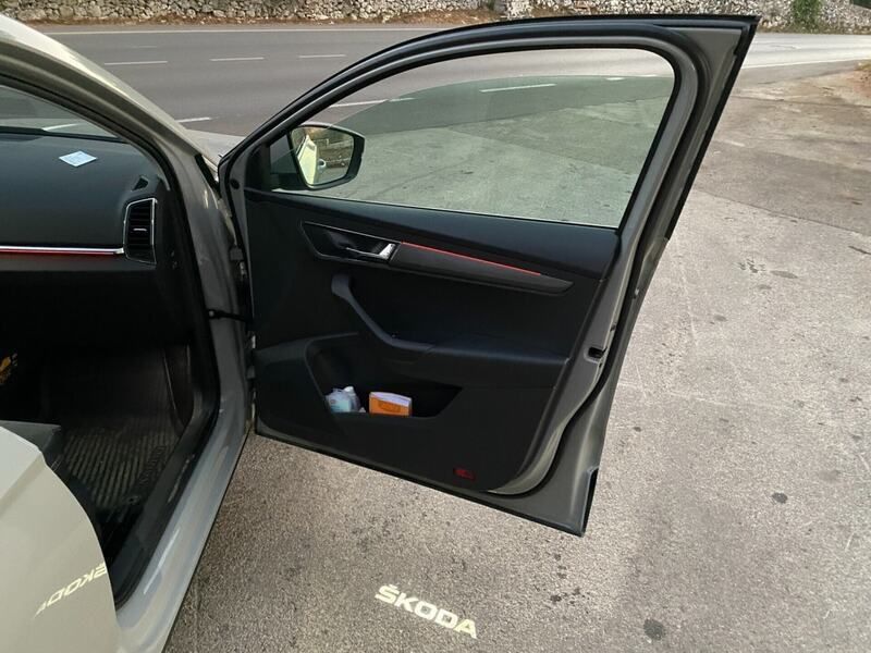 Usata Skoda Karoq Style 115 CV (84 kW) 2018 Grigio SUV