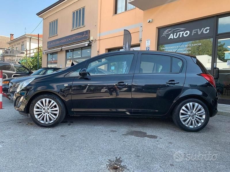 Occasion Opel Corsa 86 ch (63 kW) 2011 Noir Citadine