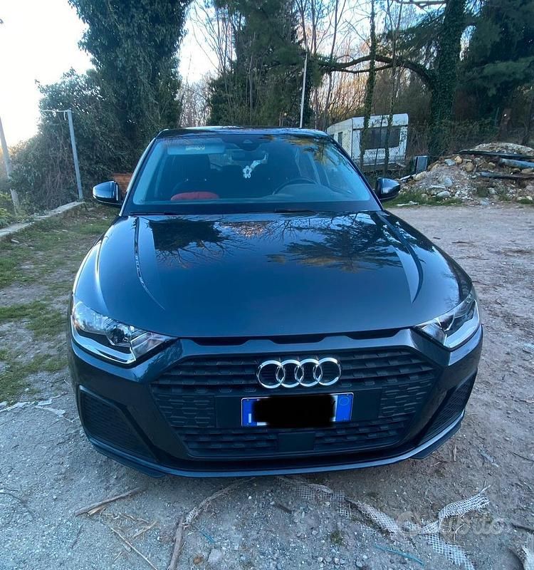 Usata Audi A1 82 CV (60 kW) 2020 Grigio SUV