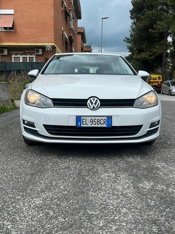 Usata VW Golf VII 105 CV (77 kW) 2014 Berlina