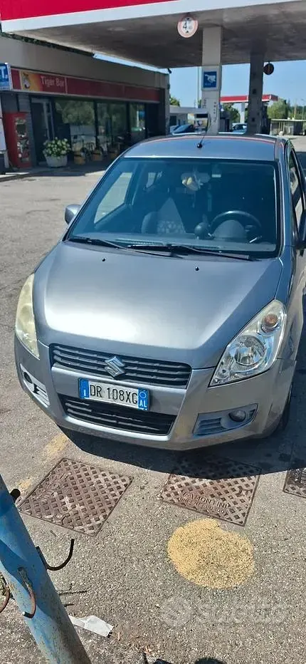 Usata Suzuki Splash 65 CV (47 kW) 2009 Grigio Utilitaria