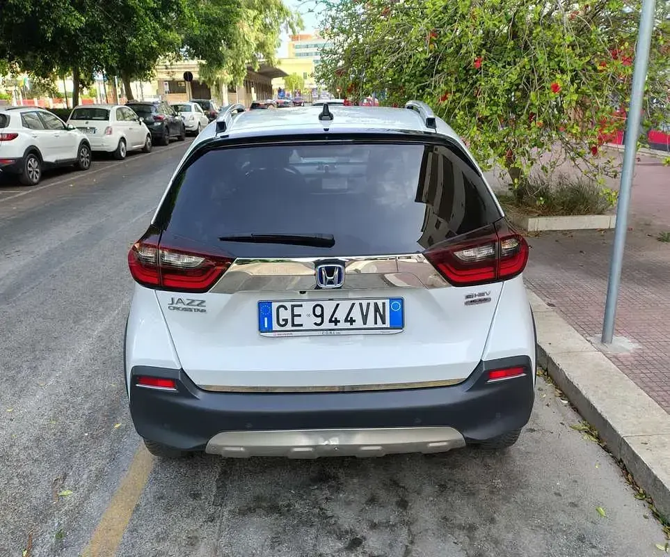 Usata Honda Jazz Executive 98 CV (72 kW) 2021 Utilitaria