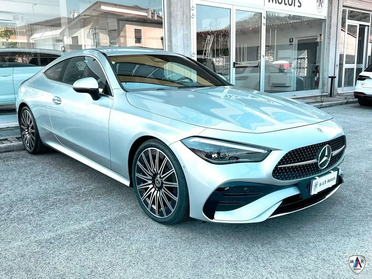 Usata Mercedes CLE300 AMG Line Premium Plus 258 CV (189 kW) 2025 Argento Coupé