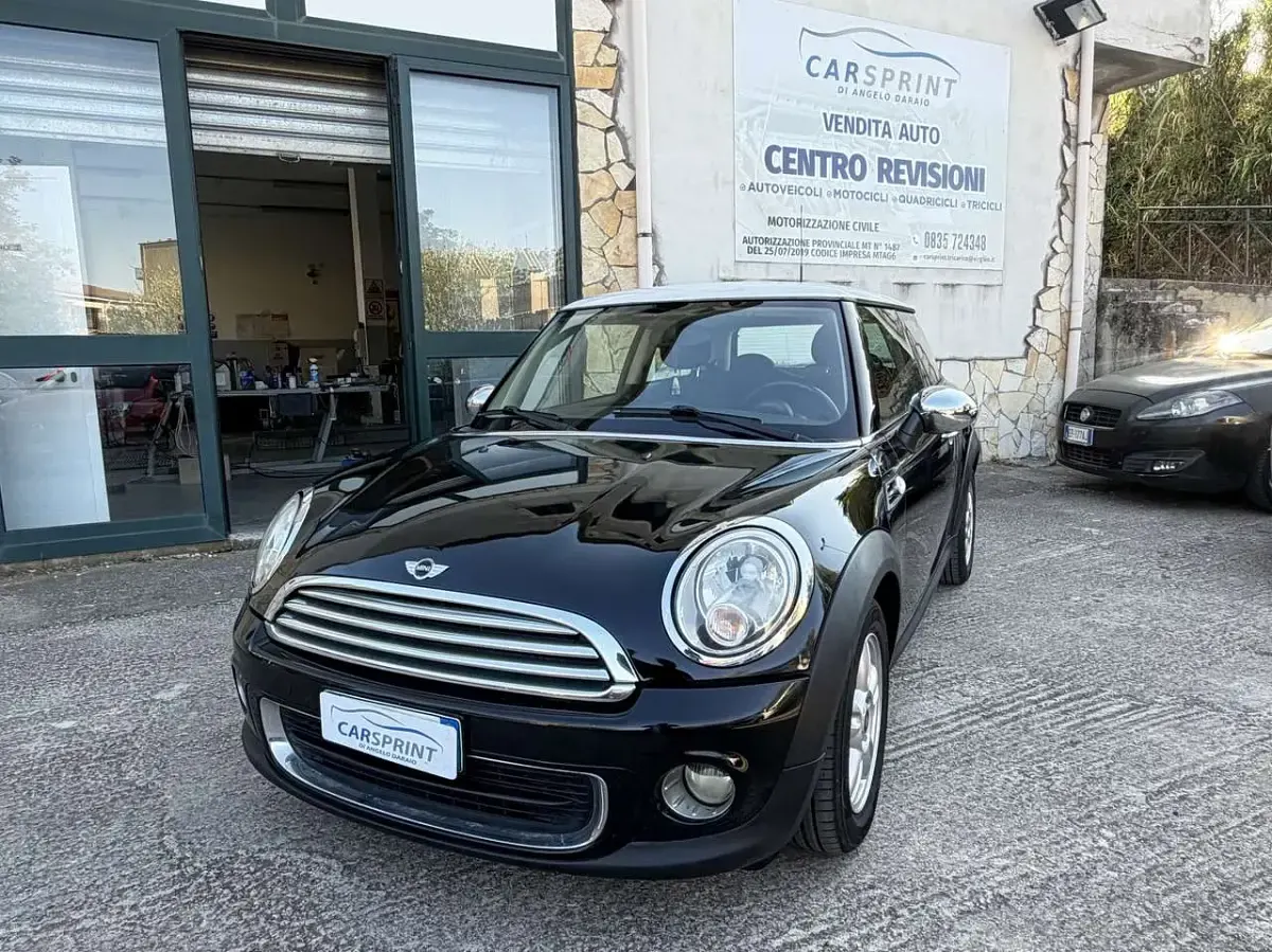 Usata Mini ONE 75 CV (55 kW) 2011 Nero Utilitaria