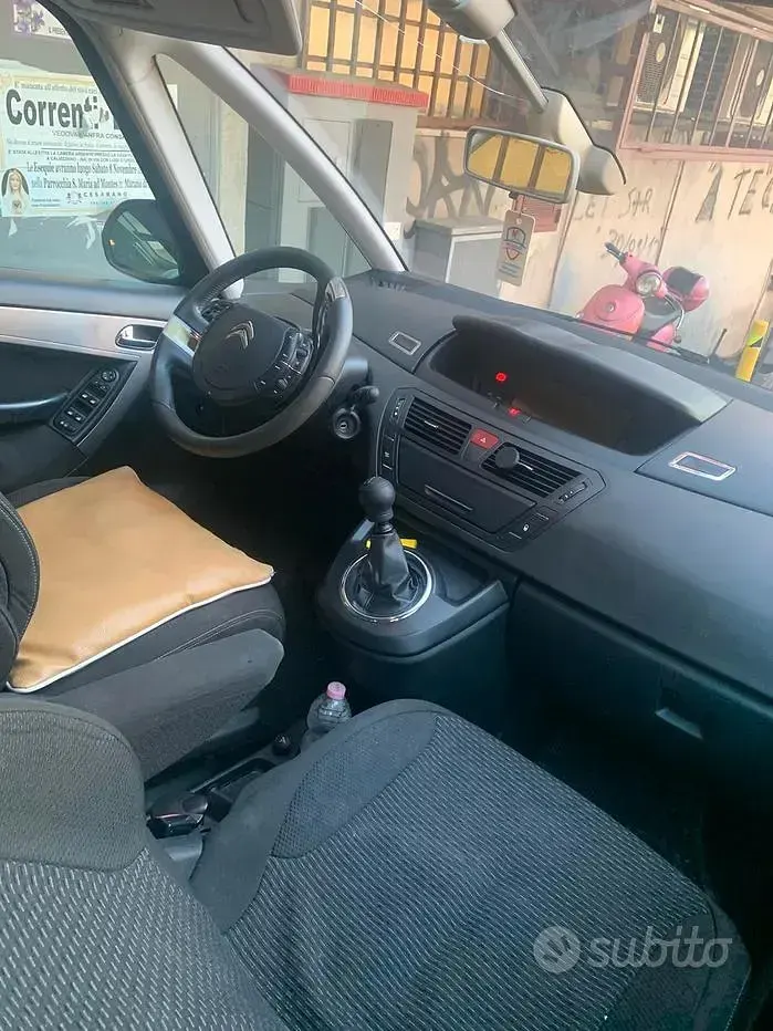 Usata Citroën C4 Picasso 112 CV (82 kW) 2011 Nero Monovolume