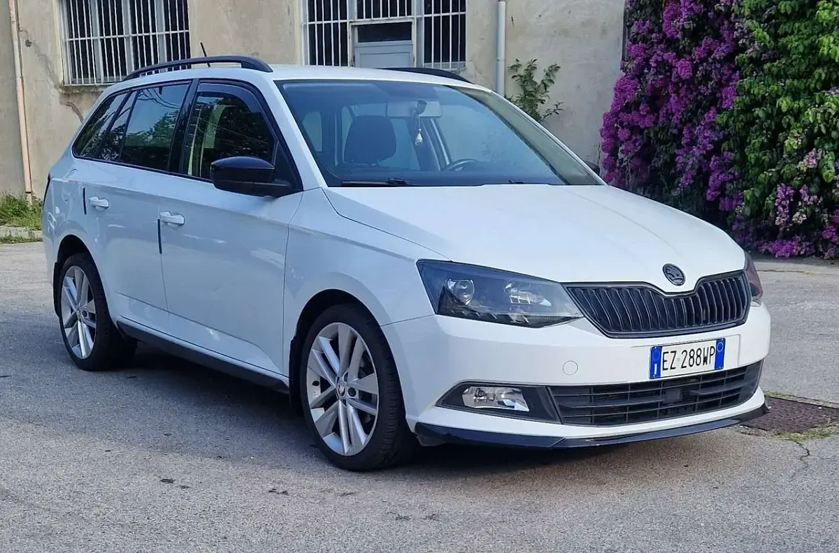 Usata Skoda Fabia Style 90 CV (66 kW) 2015 Other Station wagon