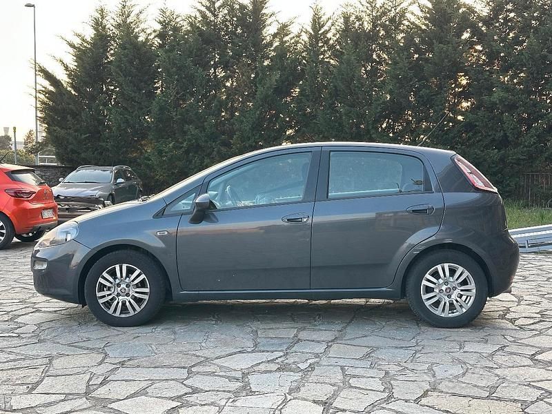 Usata Fiat Punto Lounge 2015 Grigio Berlina