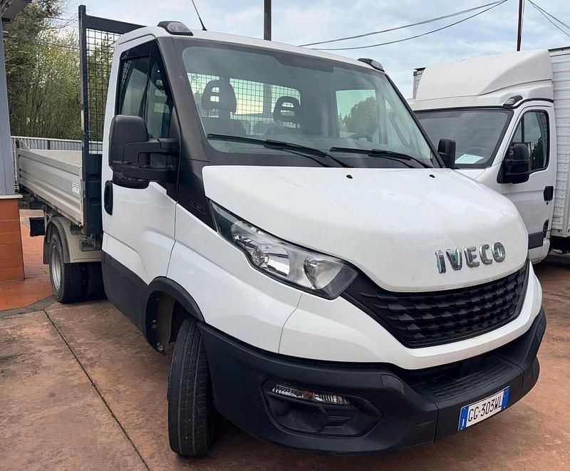 Usata Iveco Daily 154 CV (113 kW) 2022 Bianco