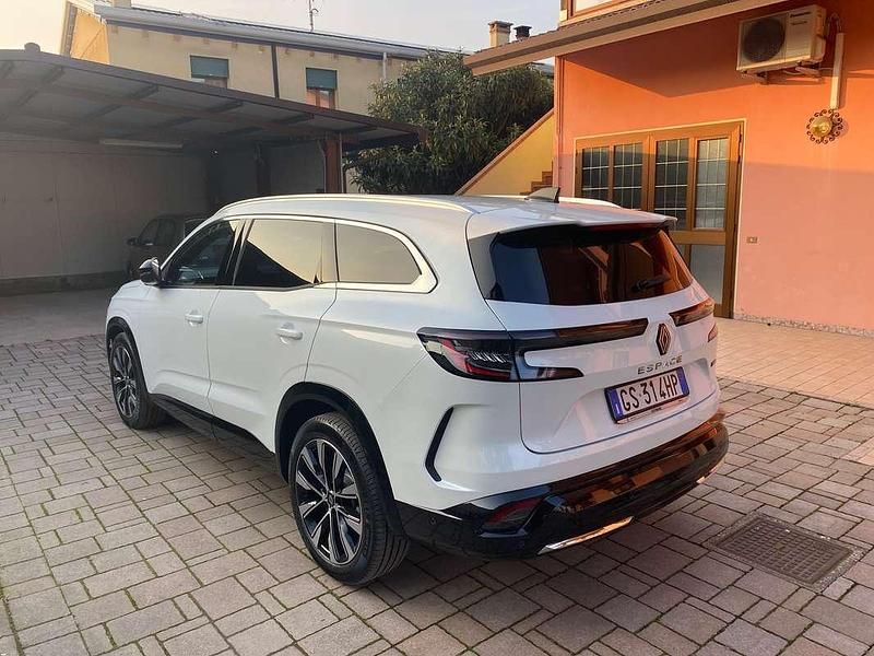 Usata Renault Espace Techno 131 CV (96 kW) 2024 Bianco SUV