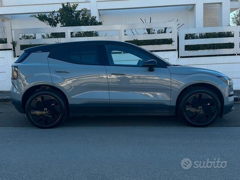 Usata Volvo EX30 200 kW (272 CV) 2025 SUV