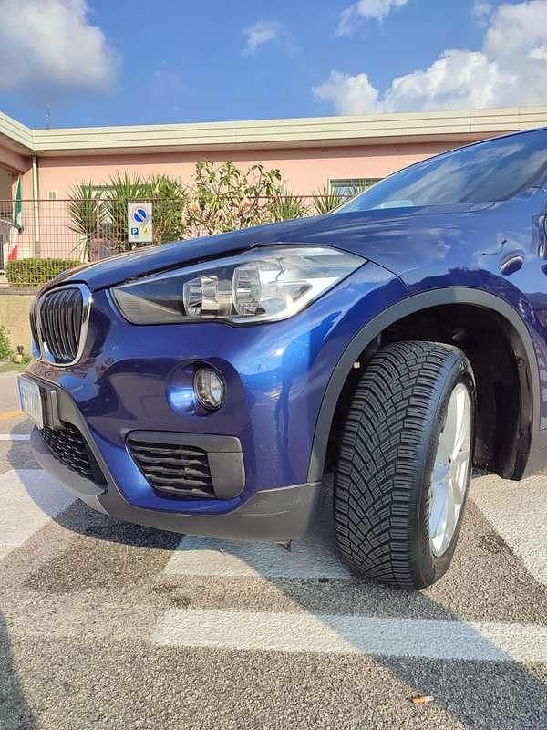 Usata BMW X1 Advantage 150 CV (110 kW) 2018 Blu/azzurro SUV