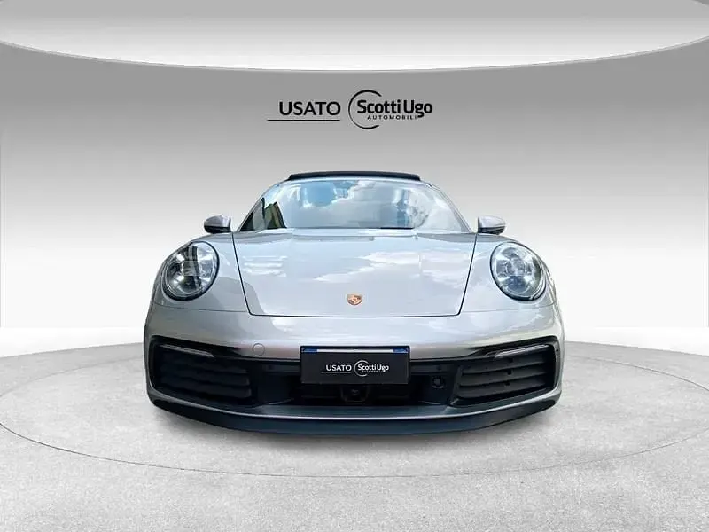 Usata Porsche 992 450 CV (330 kW) 2022 Argento Coupé