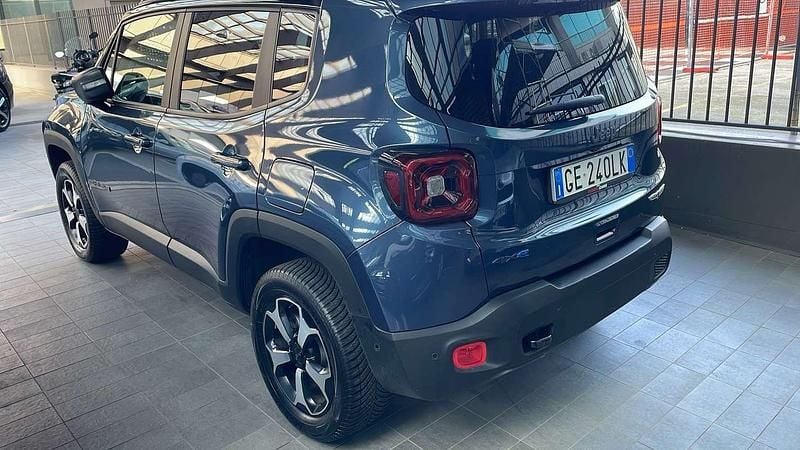 Usata Jeep Renegade Trailhawk 179 CV (131 kW) 2021 Blu/azzurro SUV