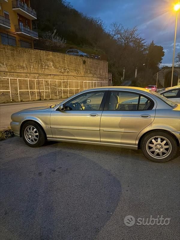 Usata Jaguar X-type Executive 130 CV (95 kW) 2006 Berlina
