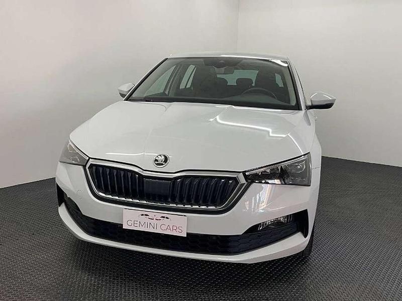 Usata Skoda Scala Style 110 CV (80 kW) 2023 Bianco luna Utilitaria