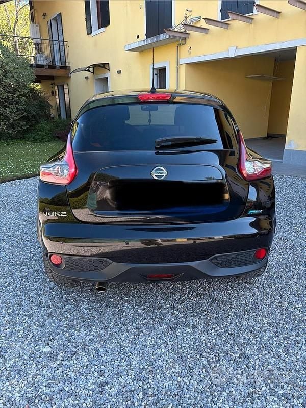 Usata Nissan Juke 110 CV (80 kW) 2015 Nero SUV
