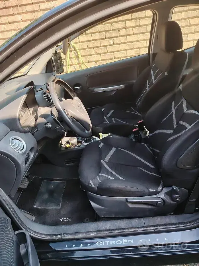 Usata Citroën C2 VTR Sport 109 CV (80 kW) 2005 Nero Utilitaria
