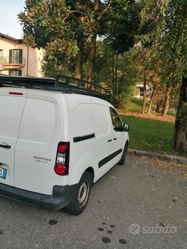 Usata Peugeot Partner 98 CV (72 kW) 2018 Monovolume
