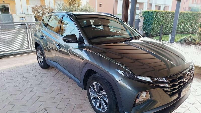 Usata Hyundai Tucson 150 CV (110 kW) 2022 Verde SUV