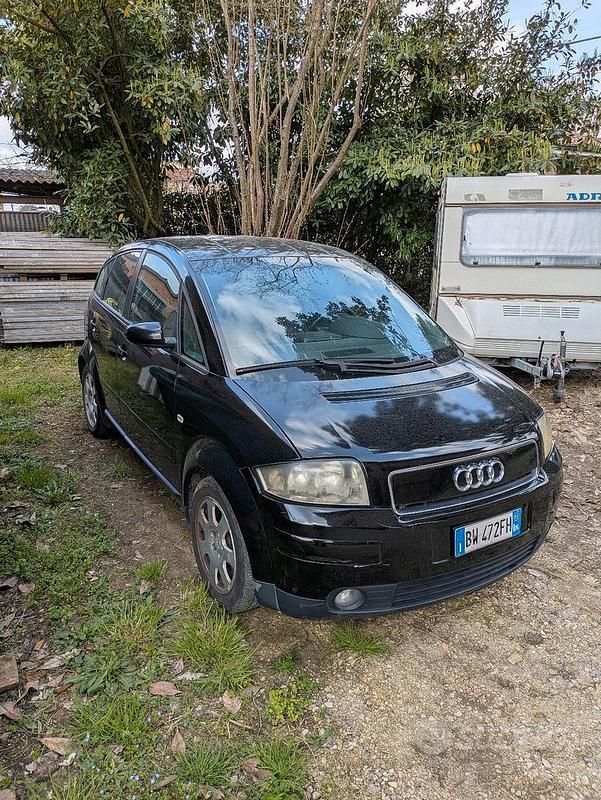 Usata Audi A2 Ambiente 75 CV (55 kW) 2001 Nero Utilitaria