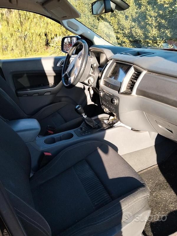Usata Ford Ranger XLT 160 CV (117 kW) 2018 Nero Pick-up