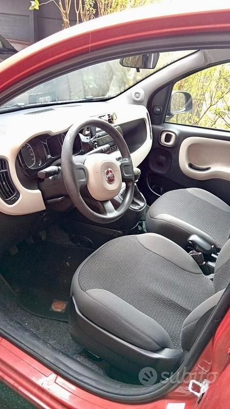 Usata Fiat Panda 85 CV (62 kW) 2012 Utilitaria