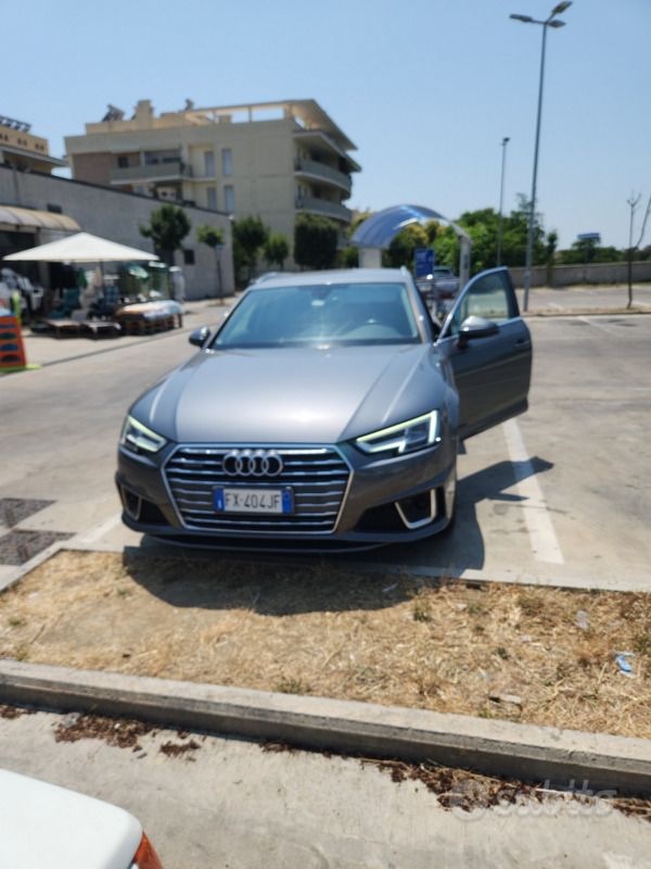 Usata Audi A4 177 CV (130 kW) 2019 Grigio Station wagon