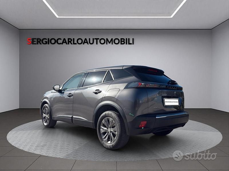 Usata Peugeot 2008 102 CV (75 kW) 2020 Grigio SUV