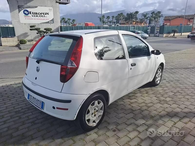 Usata Fiat Punto 2003 Bianco Utilitaria