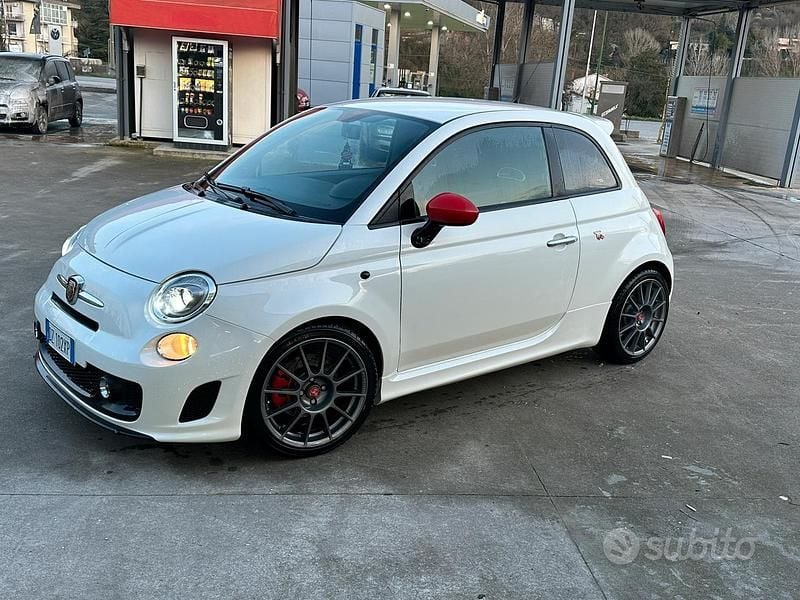 Usata Abarth 500 Esseesse 135 CV (99 kW) 2010 Bianco Utilitaria
