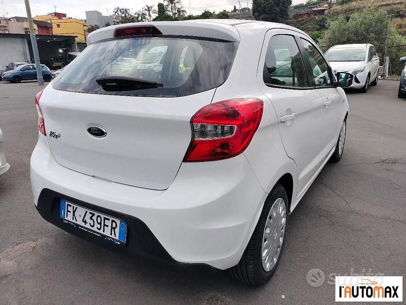 Occasion Ford Ka Plus 71 ch (52 kW) 2017 Blanc Citadine