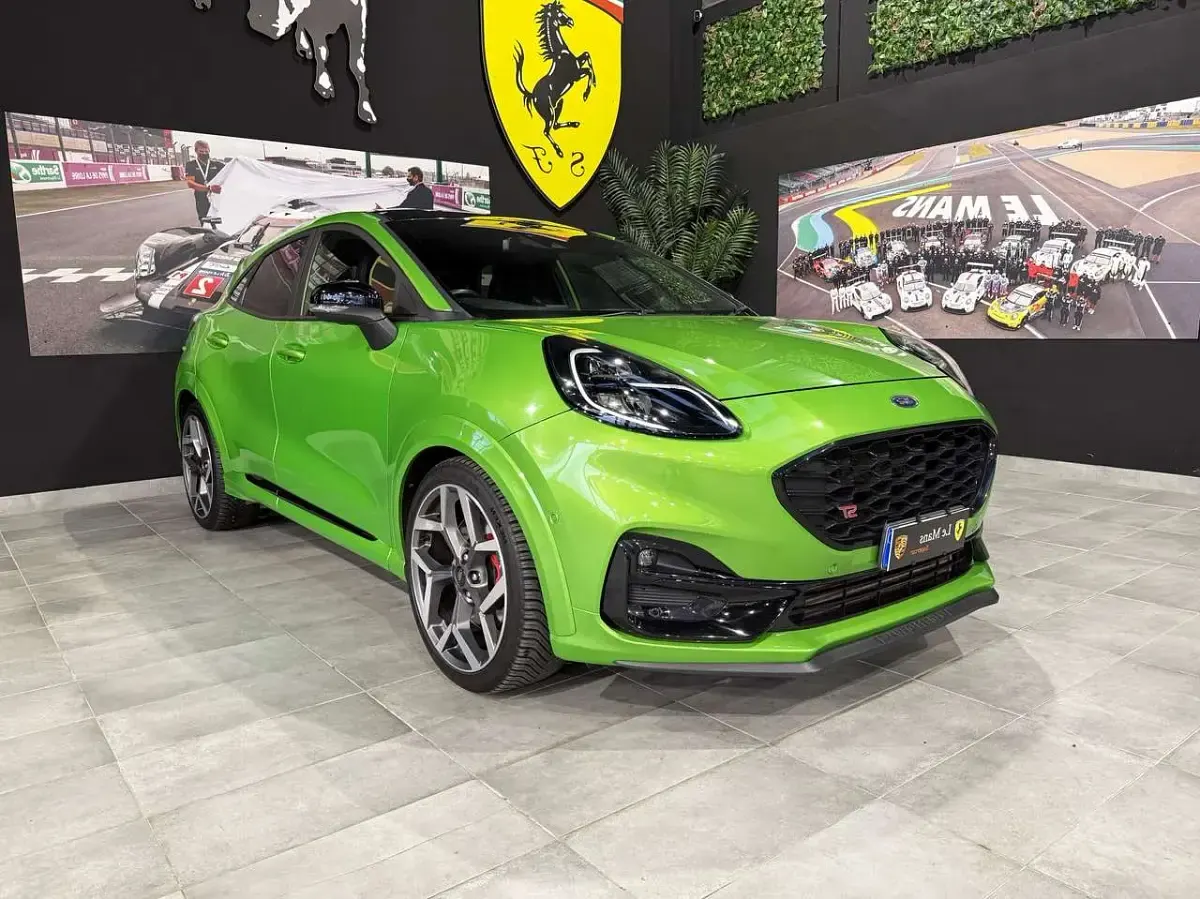 Usata Ford Puma ST 200 CV (147 kW) 2021 Mean green premium pearl SUV