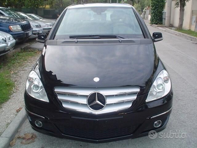 Usata Mercedes B170 Chrome 116 CV (85 kW) 2009 Nero Monovolume