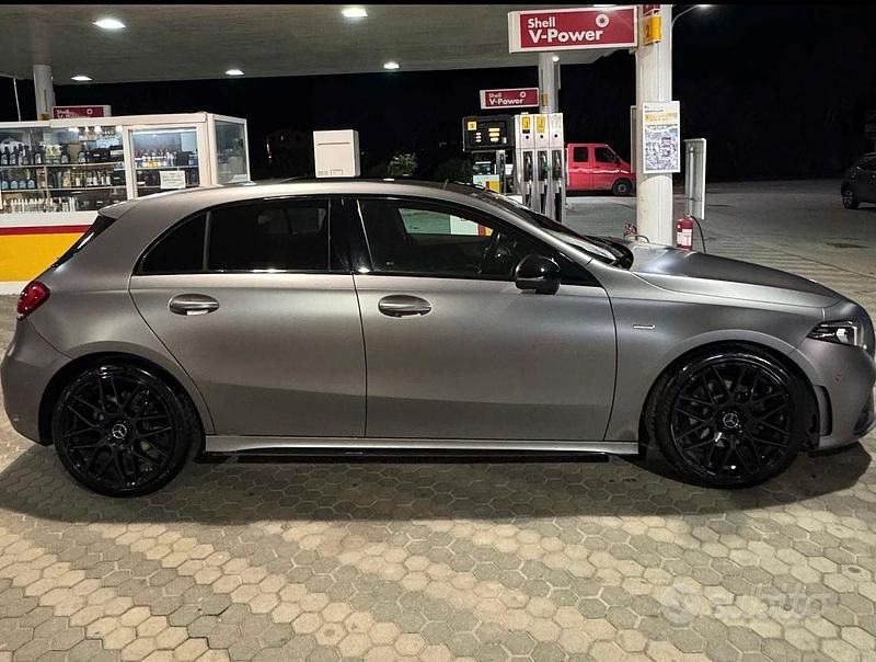 Usata Mercedes A200 Premium 150 CV (110 kW) 2022 Grigio Berlina