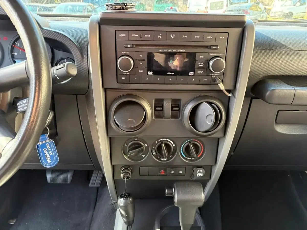 Usata Jeep Wrangler Sport 176 CV (129 kW) 2009 Bianco SUV