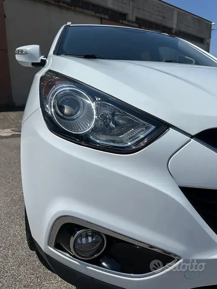 Usata Hyundai ix35 Comfort 136 CV (100 kW) 2011 Bianco SUV